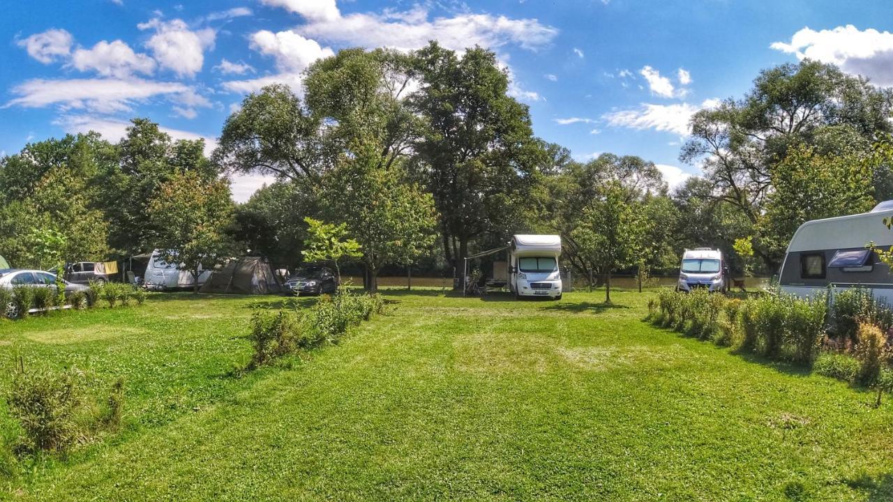 Camping Prima ตีน นาด โวลตาวู ภายนอก รูปภาพ